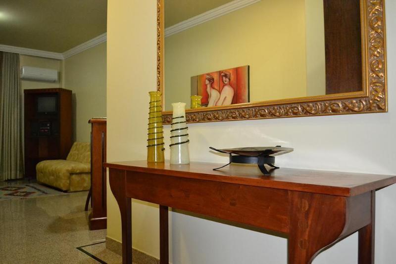 Dimas Lessa Hotel Montes Claros Exterior photo